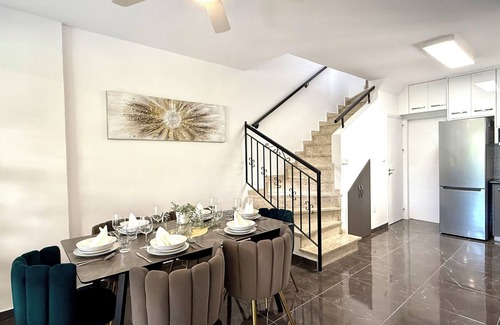 Pervolia Villa | Elegant Beach Villa Moonstone with Lounge and BBQ