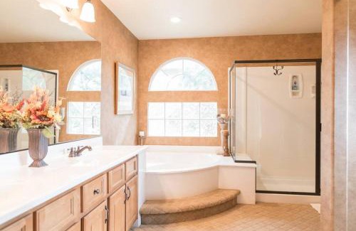 Paradise Casa | Elegant beautiful home With Pool & Heated Spa