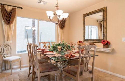 Paradise Casa | Elegant beautiful home With Pool & Heated Spa