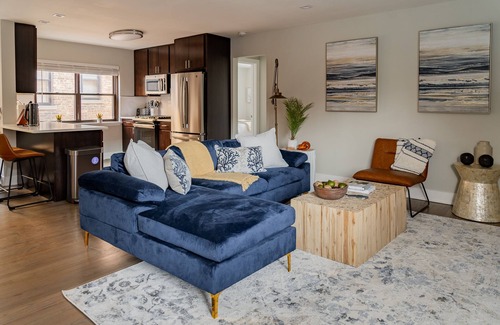 Evanston Apartamento | Elegant|Brand New Remodeled|1BR|Next to Beach