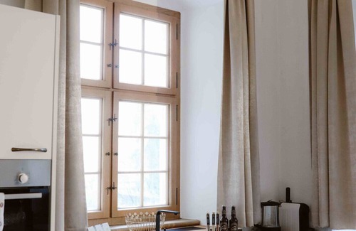 Aurolzmunster Apartamento | Elegant Castle Escape Near Austria’s Top Thermes
