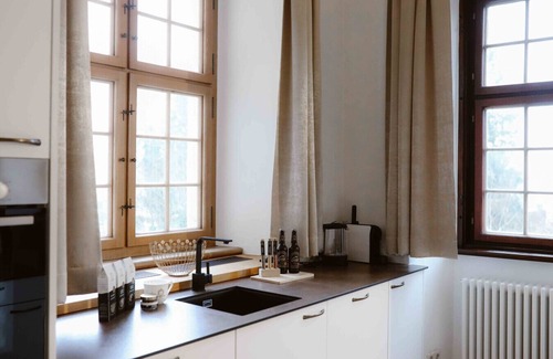 Aurolzmunster Apartamento | Elegant Castle Escape Near Austria’s Top Thermes