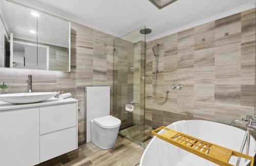 Redfern Apartamento | Elegant City Retreat Close to Sydneys CBD