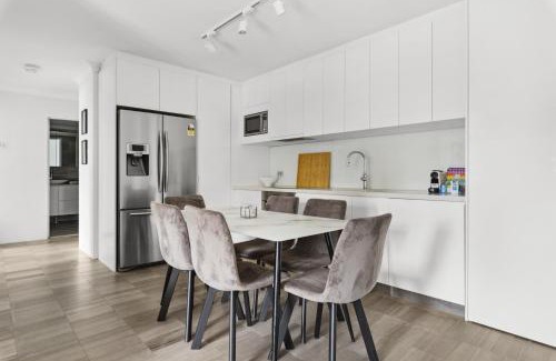 Redfern Apartamento | Elegant City Retreat Close to Sydneys CBD