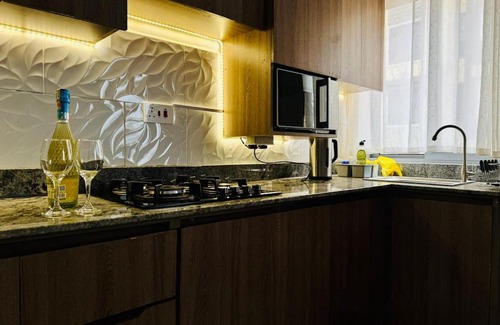 Kampala Apartamento | Elegant city retreat