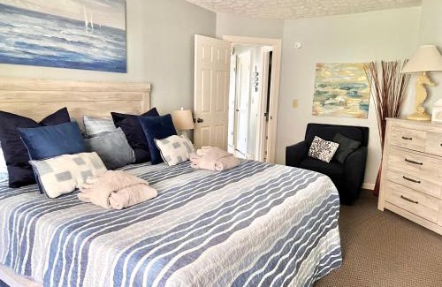 Cherry Grove Beach Apartamento | Elegant Coastal Getaway Spacious 3BR Chelsea House