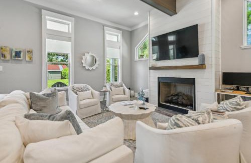 Bay St Louis Casa | Elegant Coastal Retreat