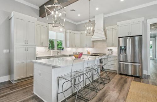 Bay St Louis Casa | Elegant Coastal Retreat