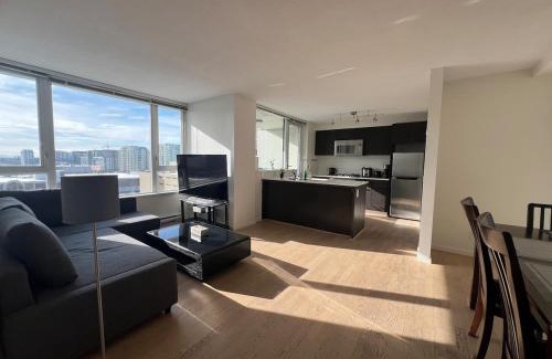Richmond City Centre Apartamento | Elegant &comfortable room1B &1B apartment perfect location