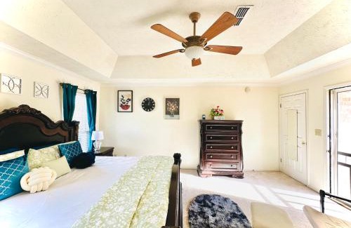Gunter Afs Casa | Elegant cozy Master Suite, MGM!