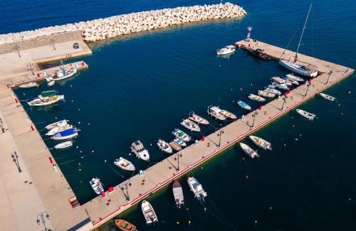 Ayia Anna Apartamento | Elegant Dream Suites