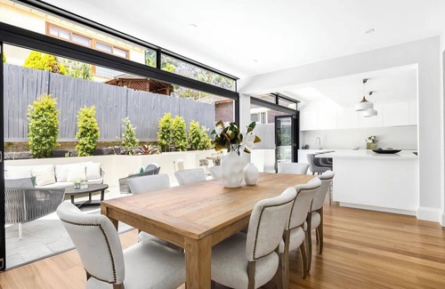 Randwick Casa | Elegant Eastern Suburbs Residence - close to beaches and CBD