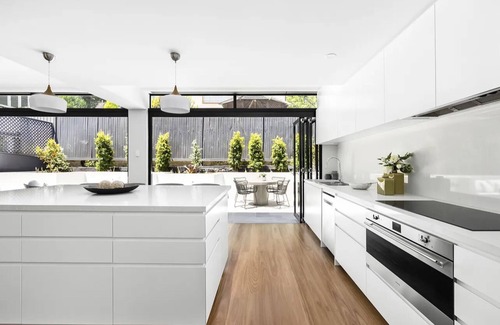 Randwick Casa | Elegant Eastern Suburbs Residence - close to beaches and CBD