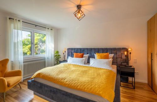 Daun Apartamento | Elegant Eifel Studio I Hiking I Kitchen I Terrace