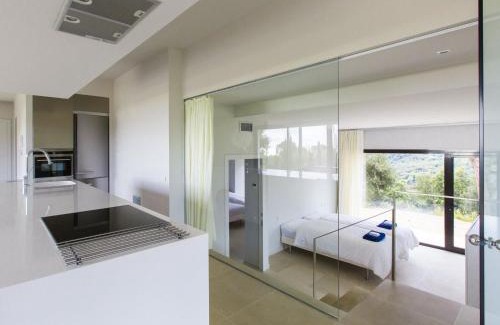 Sant Andreu de Llavaneres Casa | Elegant Villa by the Coast