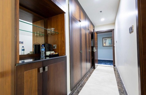 Al Qusais Apartamento | Elegant Escape in Al Nahda