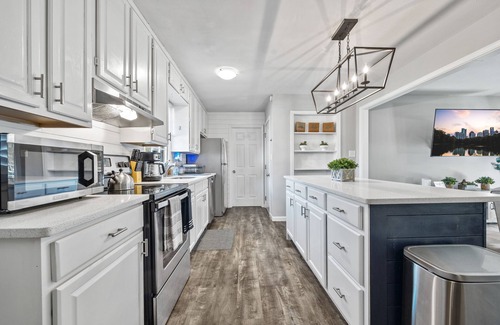 Powder Springs Casa | Elegant Family Living | Mins to 6 Flags & Downtown