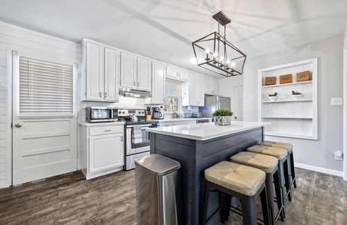 Powder Springs Casa | Elegant Family Living | Mins to 6 Flags & Downtown