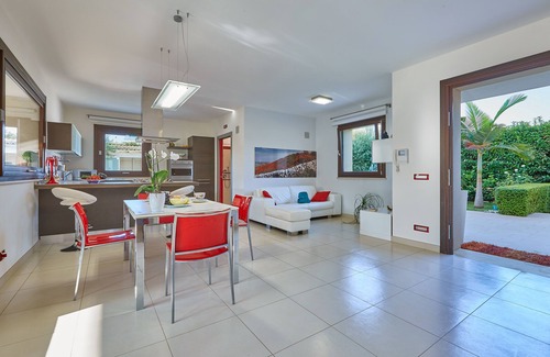 Marina di Ragusa Villa | Villa elegante cerca del mar, gran piscina privada, jardín, barbacoa, wi-fi gratis