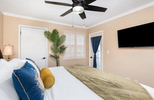 Ocean Side Village Apartamento | Elegant Ground Floor King Bed Condo - ME2
