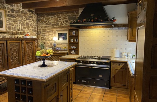 Saint-Denis-le-Gast Casa | Elegant , historic country house ..ideal to see D Day beaches &Mont St MIcheal