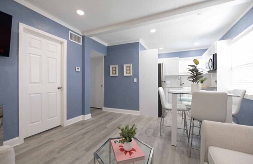 Southwest Apartamento | Elegant Home in Antique Row - WPB