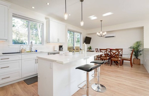 Langford Casa | Elegant Home In Victoria BC