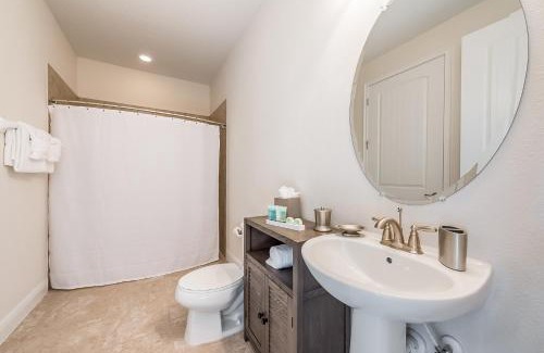 West Kissimmee Casa | Elegant Home Near Disney With Private Pool And Waterpark & Resort Access At Encore Resorts Reunion - 391Fl