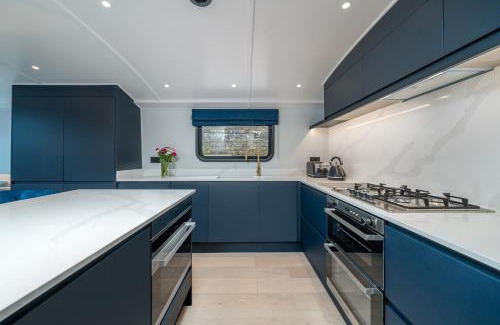 Limehouse Alquiler De Eote | Elegant houseboat near Canary Wharf