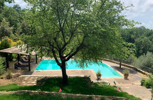 San Casciano dei Bagni Villa | Villa Vetrichina La casa se relaja en Val d'Orcia