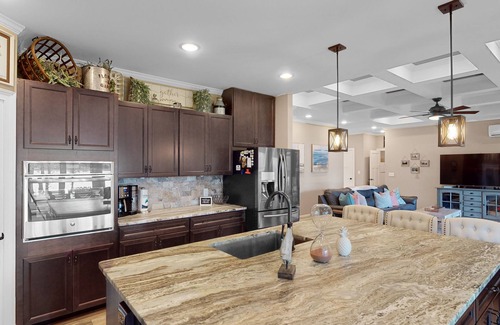 Saluda Casa | Elegant lakefront home with fast WiFi, large yard & dock
