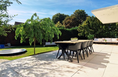 Leidschenveen-Ypenburg Casa | Elegant Luxury Villa with Spacious Garden - Perfect for Families and Friends