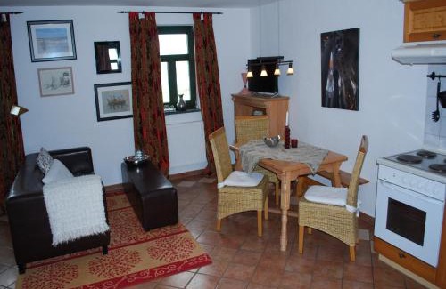 Dargun Apartamento | Elegant Mansion in Barlin with Swimming Pool