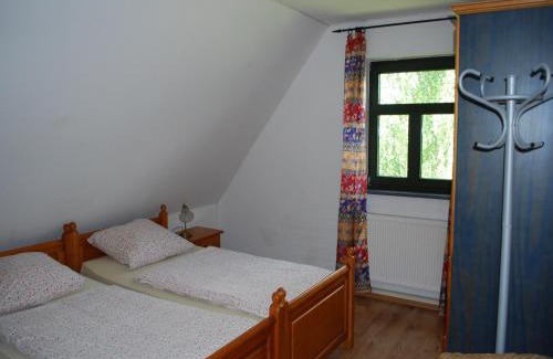 Dargun Apartamento | Elegant Mansion in Barlin with Swimming Pool