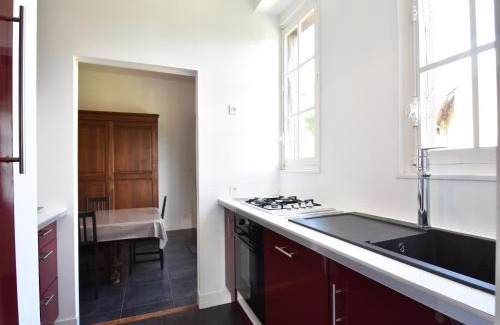 Pays-de-Belves Casa | Elegant Mansion Stay in Belvès