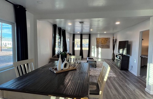 Winslow Casa | Elegant Modern Winslow Home
