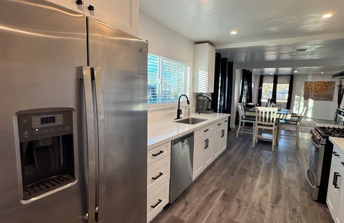 Winslow Casa | Elegant Modern Winslow Home