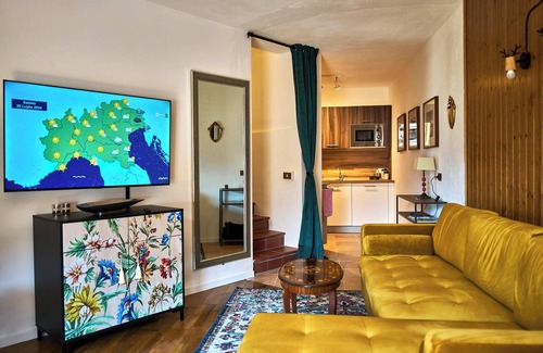 Gosaldo Apartamento | Elegant newly renovated vacation apartment, Dolomiti Bellunesi National Park