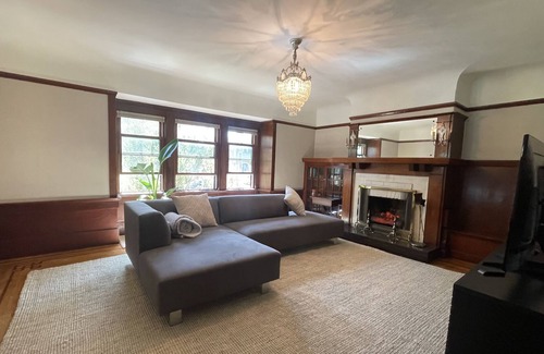 North Berkeley Casa | Elegant North Berkeley Home Prime Location!