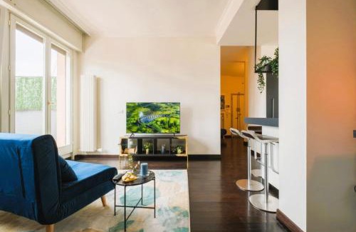 Saragozza-Porto Apartamento | Elegant Penthouse With A View Of The Two Towers And Piazza Maggiore