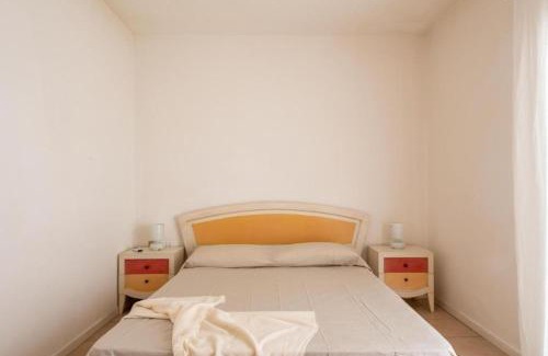 Baja Sardinia Apartamento | Elegant Residence Ea Bianca 2 Bedroom sleeps 6 plus extra bed available