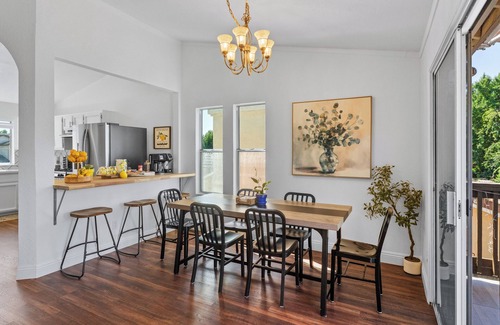 Southwestern Sacramento Casa | Elegant Retreat for 10 Hot Tub Games Mini Golf Stylish & Serene Getaway