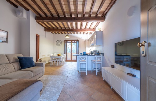 San Mariano Casa | Elegant retreat in a historic farmhouse near Perugia and Trasimeno Lake