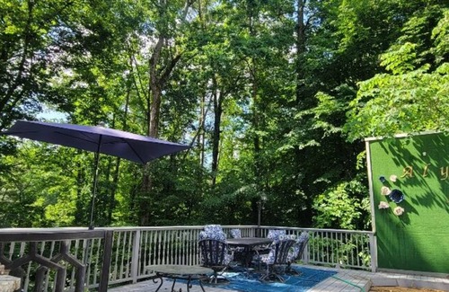Marietta Casa | Elegant Retreat With Pool