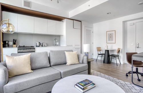 South Beach Apartamento | Elegant Rincon Hill 1BR w/ W/D, Gym & Pool, near Tech HQs, by Blueground