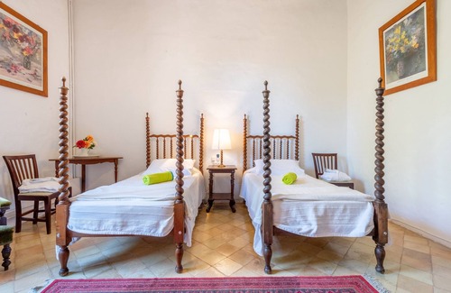 Inca Casa | Habitación elegante en casa de huéspedes "Son Vivot" con piscina, terrazas y Wi-Fi