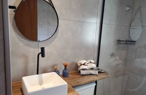 Se Apartamento | Elegant Studio - Garage - Subway Pets allowed