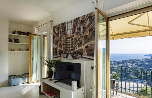 Rapallo Apartamento | Elegant sea view apartment by Wonderful Italy