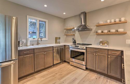 Village at Camelback Casa | Elegant Ski-InandSki-Out Tannersville Townhome!