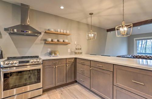 Village at Camelback Casa | Elegant Ski-InandSki-Out Tannersville Townhome!